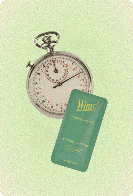 Vintage stopwatch next to a Wims Pocket-Tonic™ sachet, representing timing your dose before exercise.